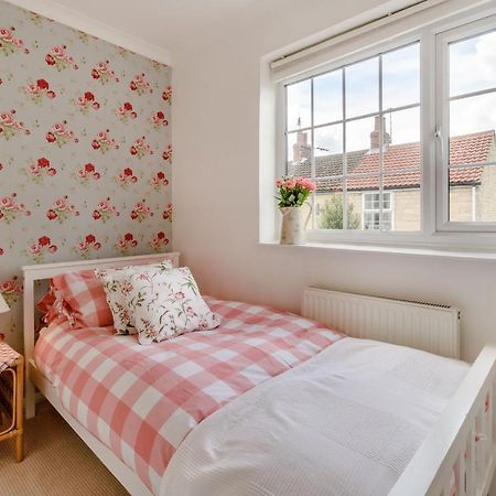 Snowdrop Cottage Уэтерби Экстерьер фото